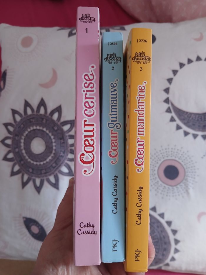 Lot de 3 tomes Les filles au chocolat de Cathy Cassidy - photo numéro 3