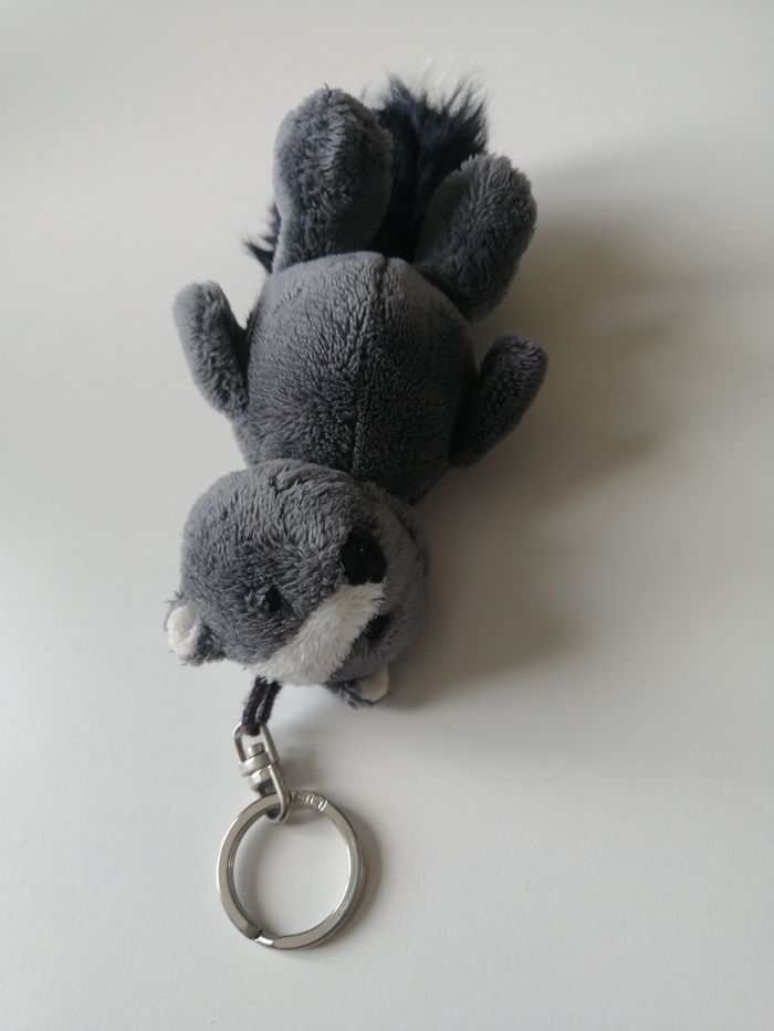 peluche moufette porte-clés - photo numéro 1
