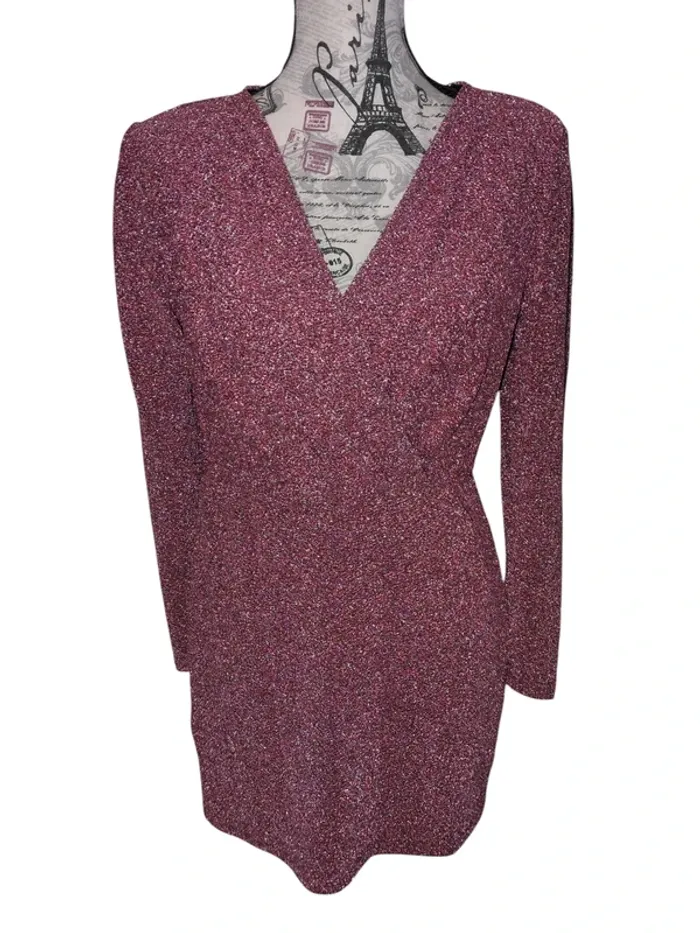 Robe M