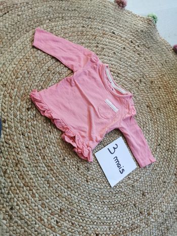 Haut manches longues taille 3 mois