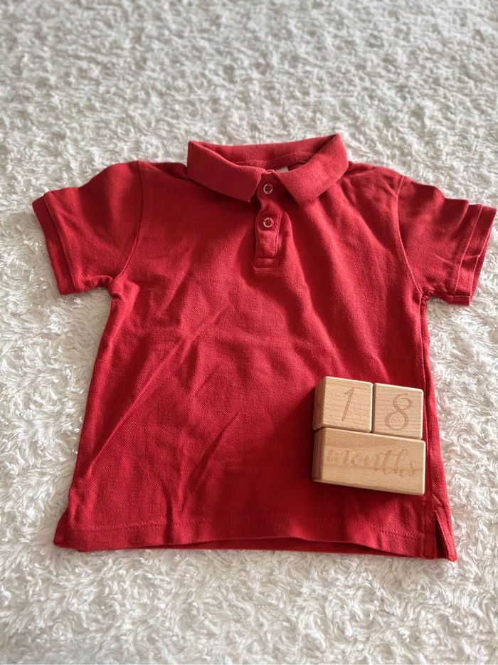 Polo rouge 18/24 mois