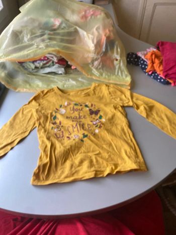 Teeshirt manche longue couleur moutarde