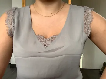 Débardeur gris dentelle