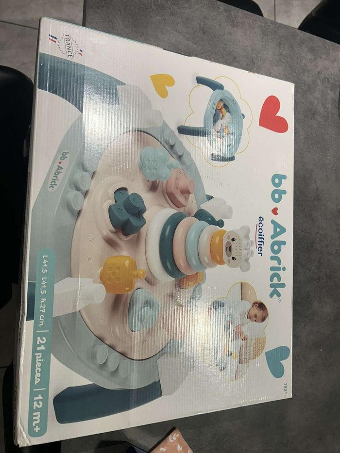 Table d'activités - photo numéro 4