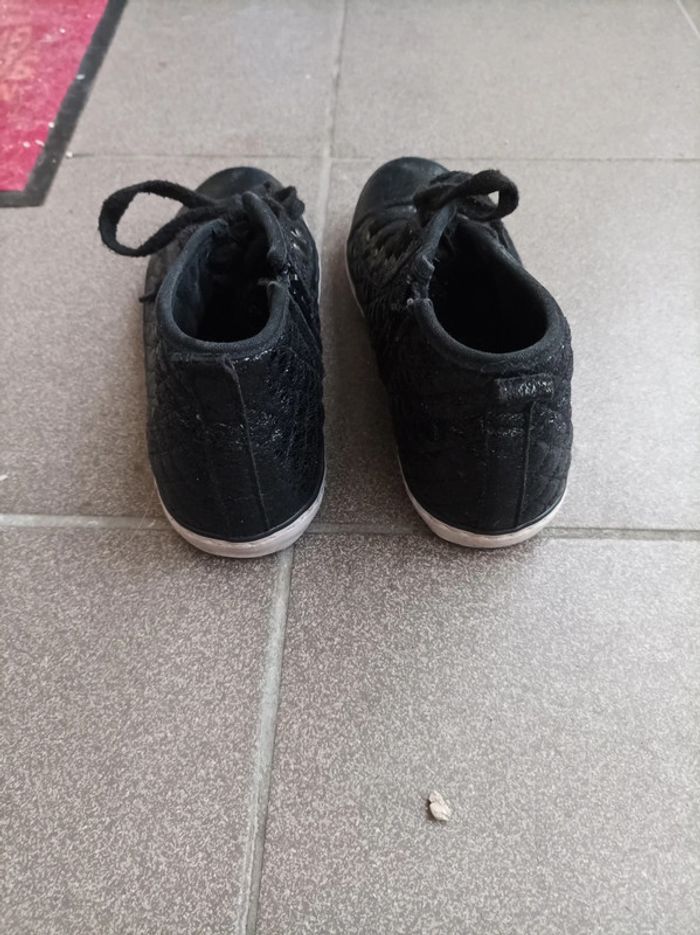 Chaussures femme noire