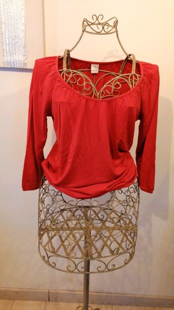 Haut rouge manches 3/4 taille S Camaïeu