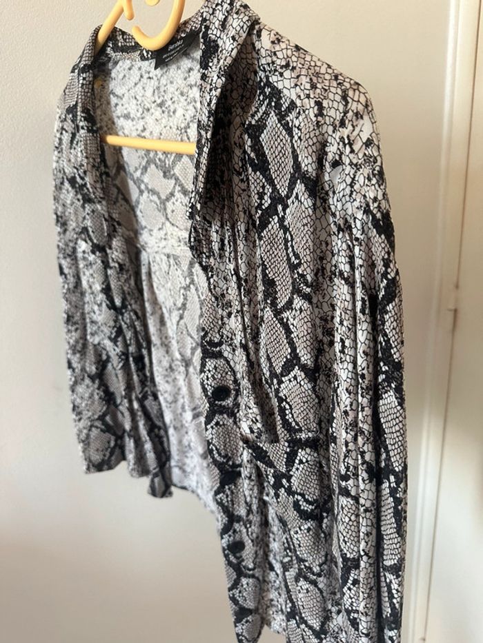Chemise python Bershka - photo numéro 4