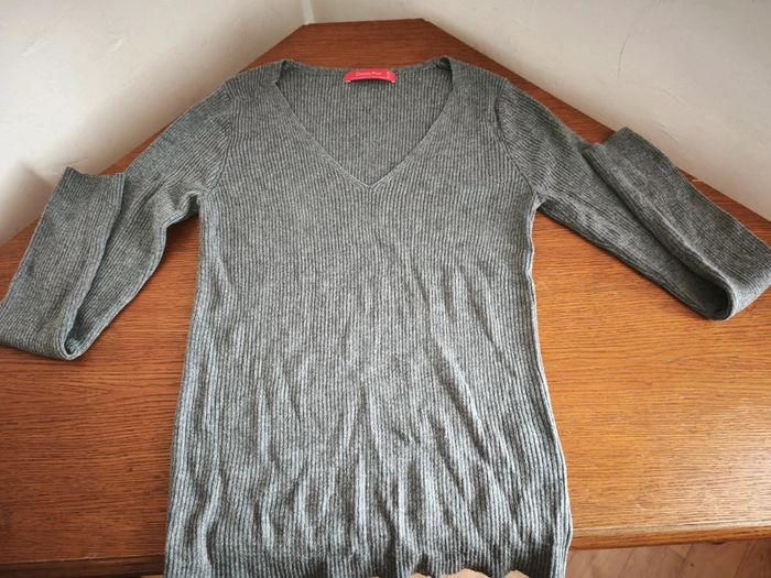 Pull col V femme