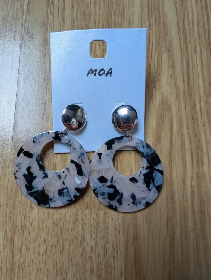 Boucles d'oreilles Moa