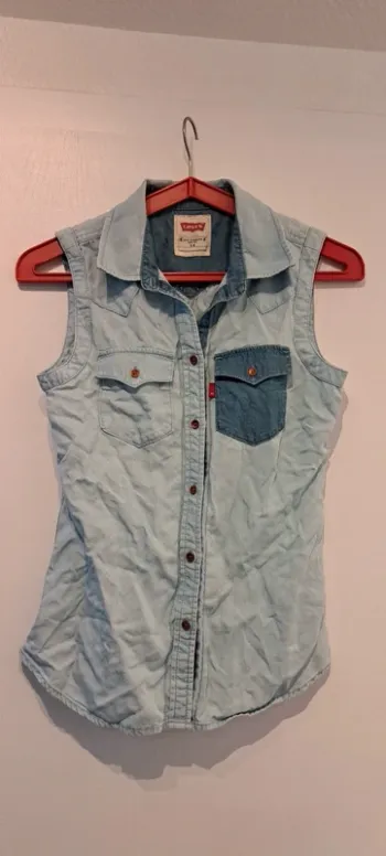 Gilet sans manches en jeans,  Levi's, 14 ans
