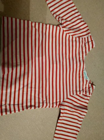 Haut marine longues manches 6 mois