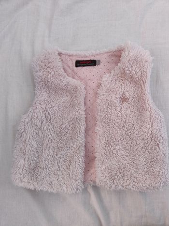 Gilet en fourrure rose clair Catimini 3 ans 98cm
