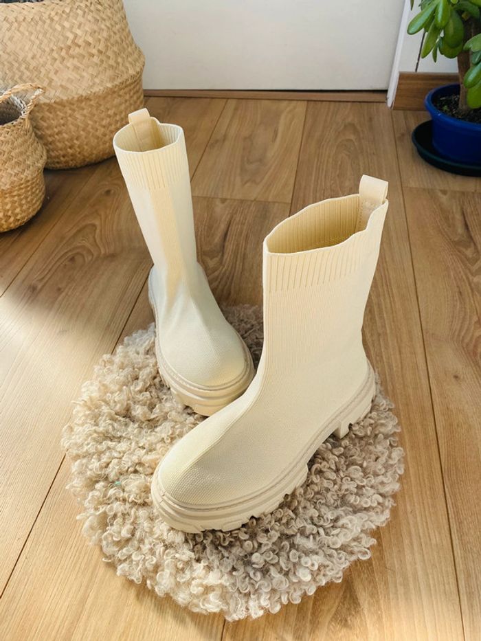 Bottine chaussettes crème 37