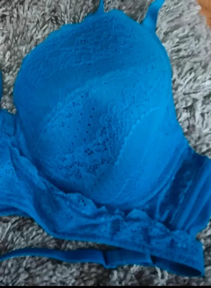 Soutien gorge - photo numéro 2