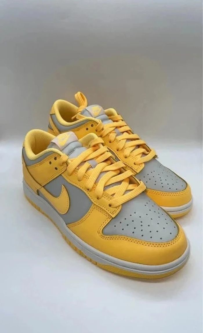 Nike Dunk Low Citron Pulse