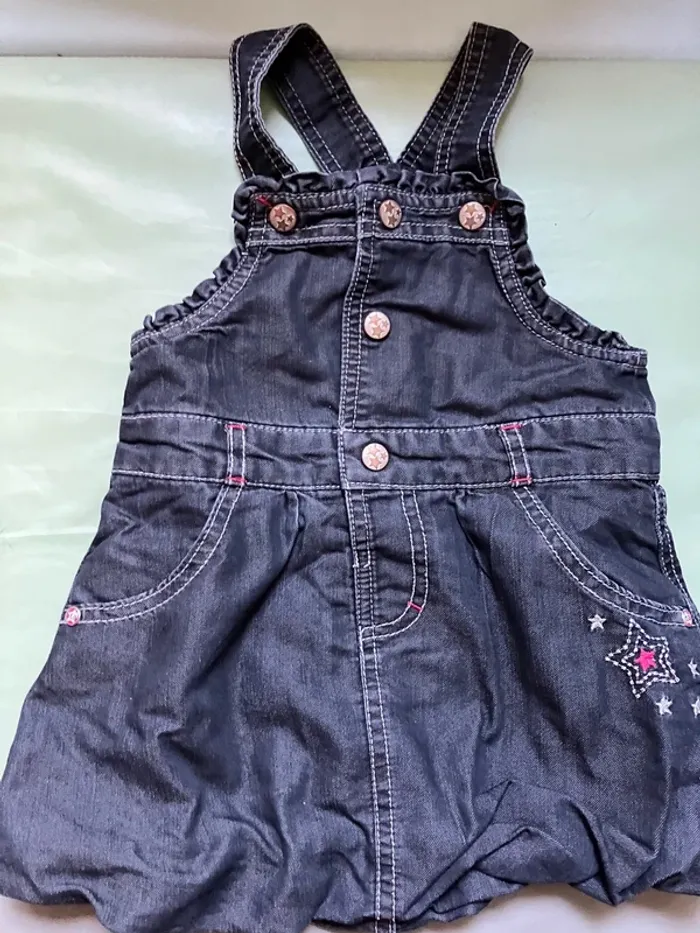 Lot de 4 robes&jupes automne / hiver 24 mois - photo numéro 2