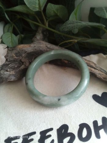 Bracelet en pierre naturelle de jade vert