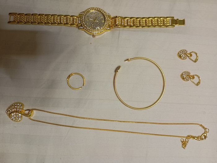 Parure bijoux femme neuve acier