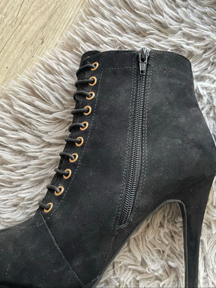 Bottines à talon en daim - photo numéro 9