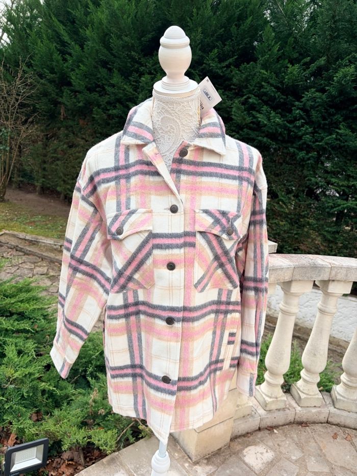 Veste à carreaux Zara neuve taille XS - photo numéro 4