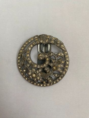 Broche à clips