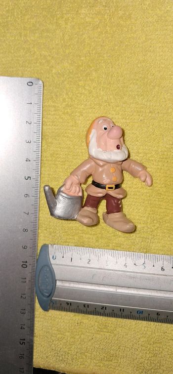 Blanche neige figurine