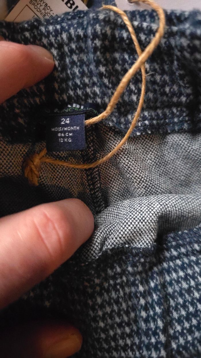 NEUFS (non portés) 🏷🏷😍🤩 superbe ensemble chaud 24 mois Garçon 💙💙🤩(ferme) - photo numéro 3