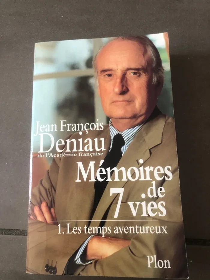 Livre mémoires de 7 vies 📕 - photo numéro 2