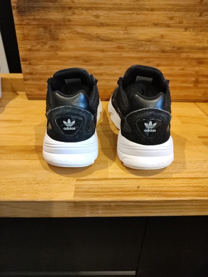 Adidas Falcon noir - photo numéro 4