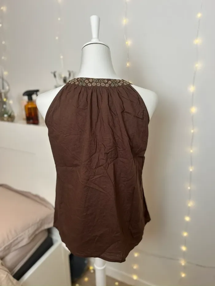 Débardeur vintage marron à broderies col V taille S/M - photo numéro 3