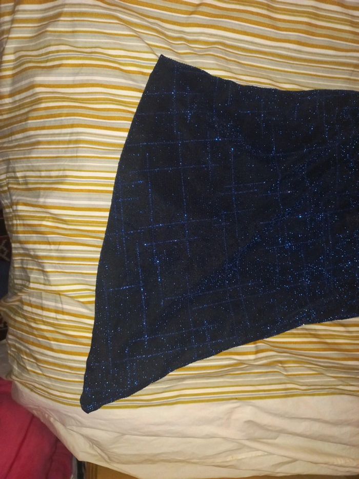 Haut sexy strass bleu nuit soirée ou fête taille 36 a 40 asymétrique - photo numéro 3