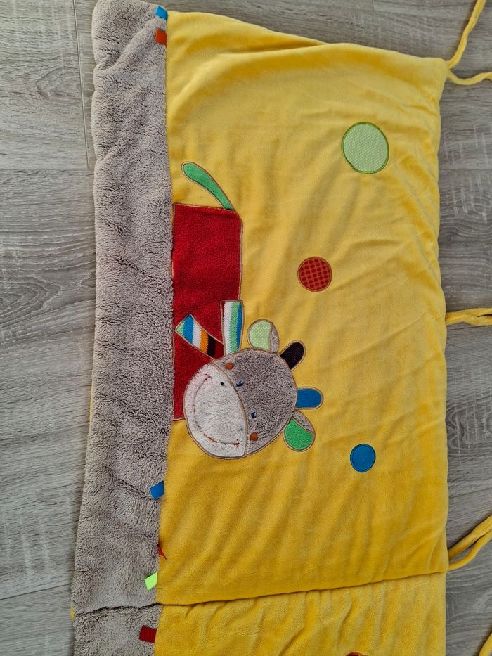 Tour de lit doux et moelleux - photo numéro 2