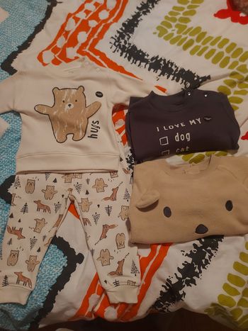 Pyjama une pièce et pulls