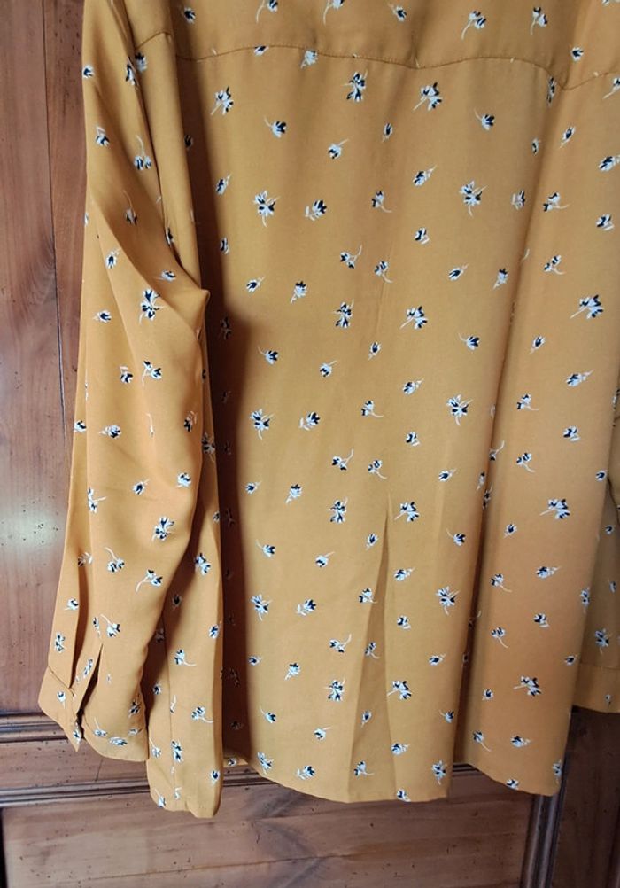 Chemise NEUVE pour femme taille 52 - photo numéro 5