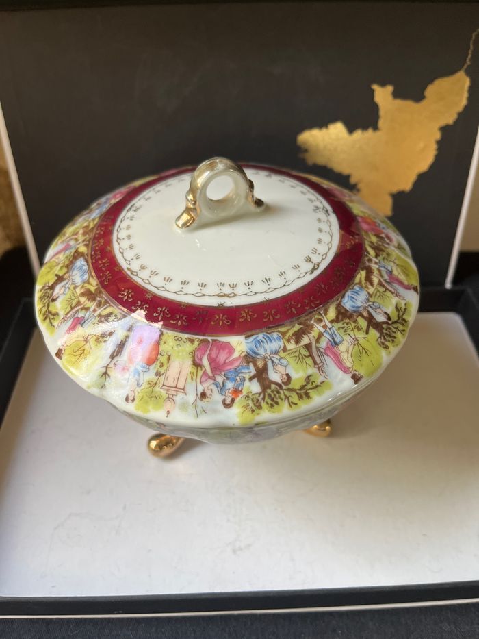 Boîte, vide poche en porcelaine Vintage - photo numéro 2