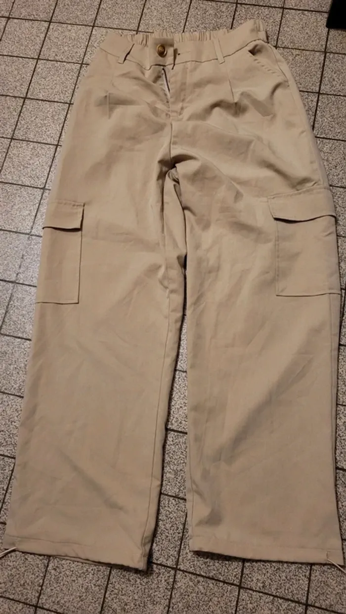 Pantalon beige taille M