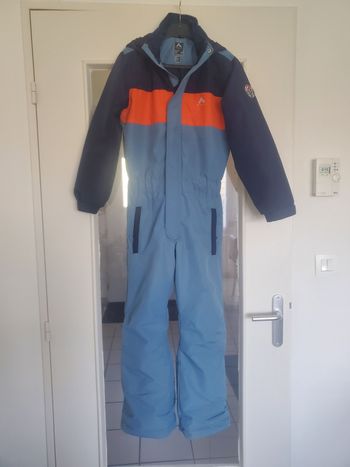Combinaison de ski