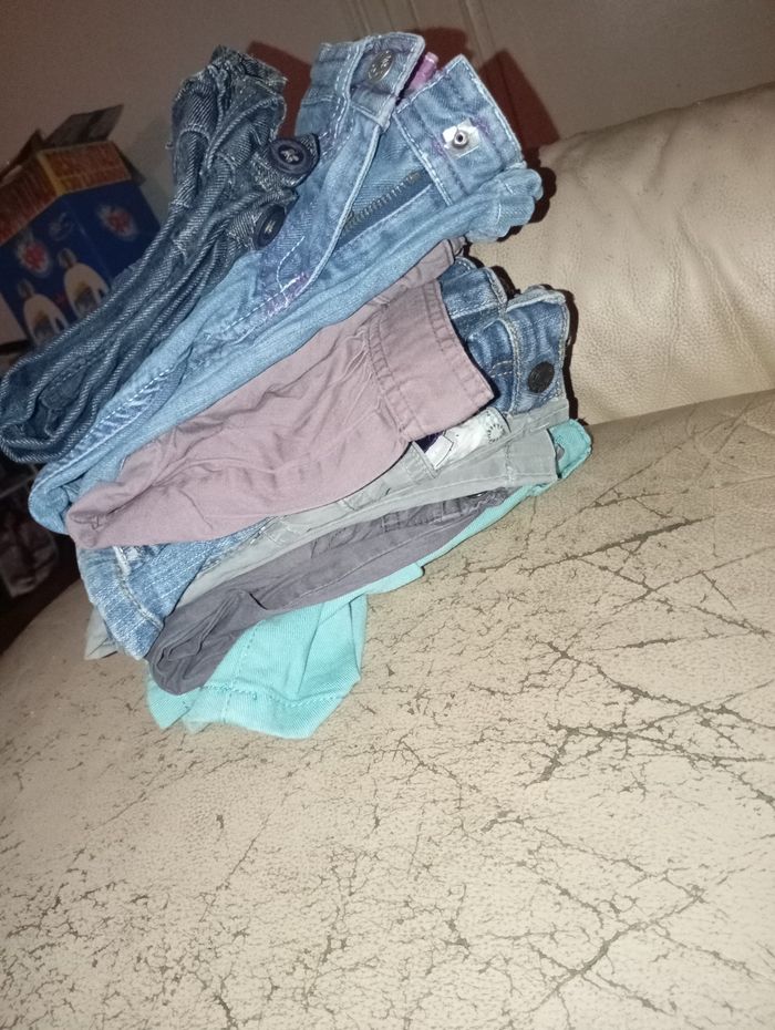 Vends lot de 10 pantalon/shorts