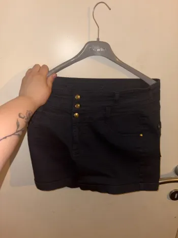Short bleu marine