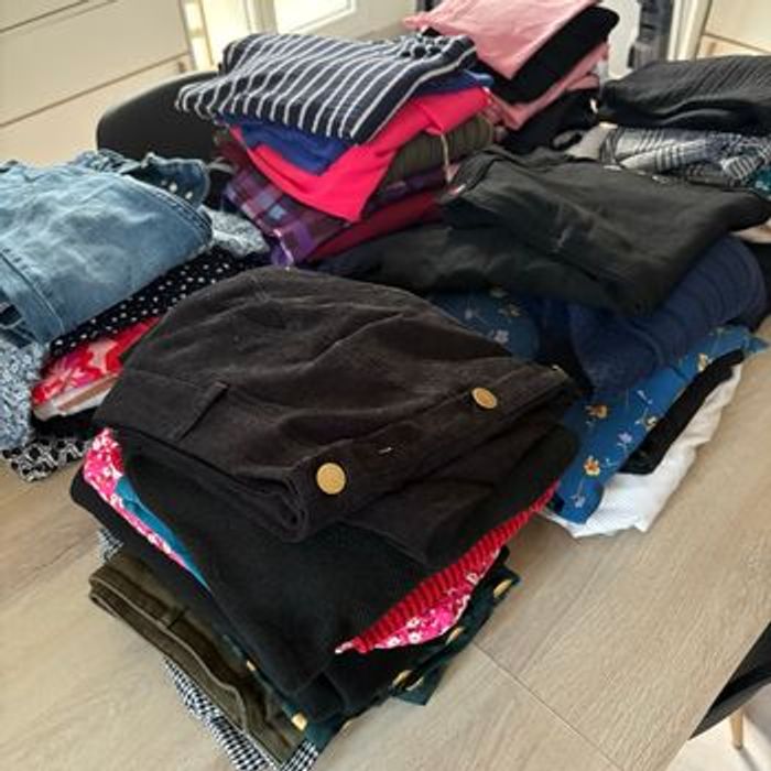 Gros lot d’une 50ene de vêtements femme taille 40 - photo numéro 3