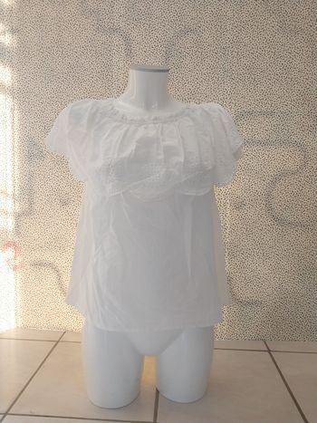 Haut blanc Bizzbee à volants – Taille S