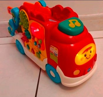 Jouet enfant Tut Tut bolide Camion transporteur VTech