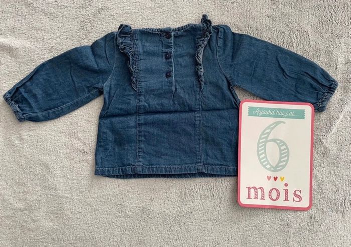 Blouse en jean fille, 6 mois - photo numéro 2