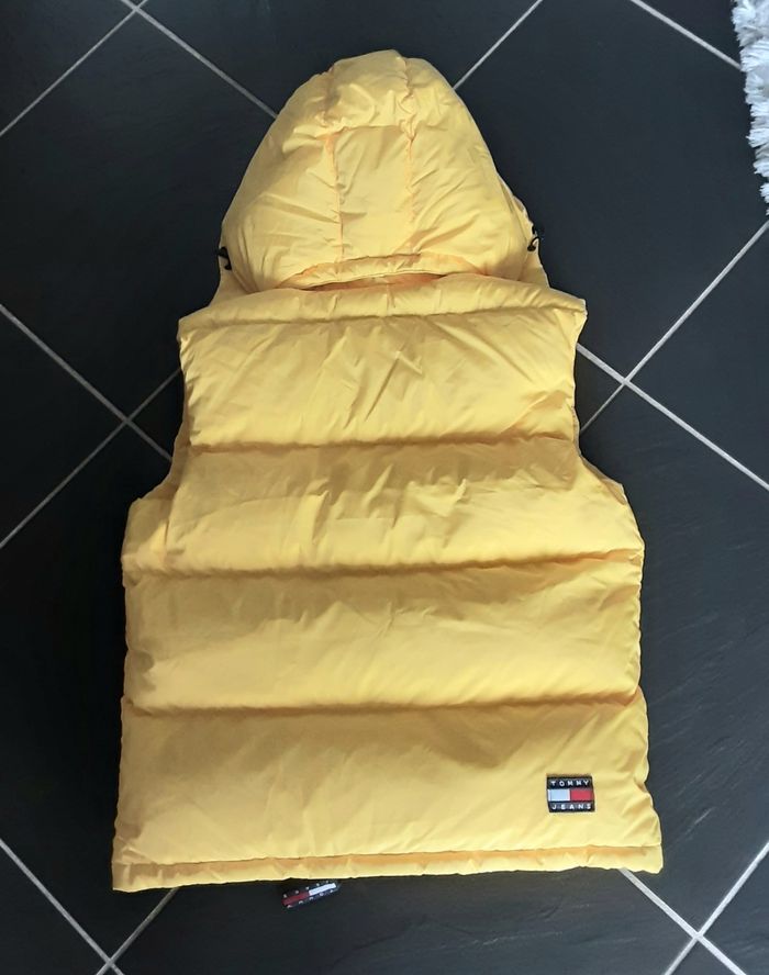 Doudoune sans manche Tommy jeans  neuve - photo numéro 6