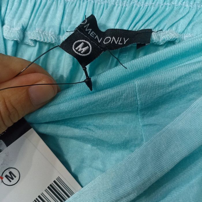 Short bleu taille m - photo numéro 2