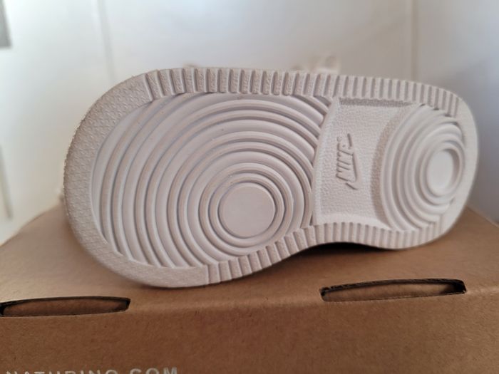 Baskets NEUVES Bébé NIKE Court Borough Mid 2 TDV - Blanc (Taille 19.5/4C) - photo numéro 4