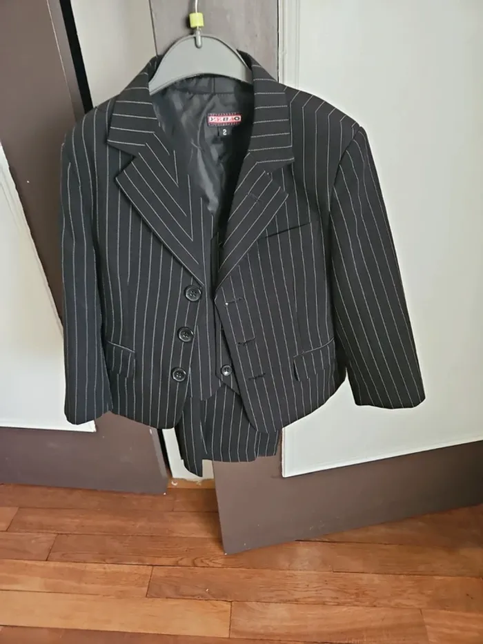 Costume 3 pièces enfant