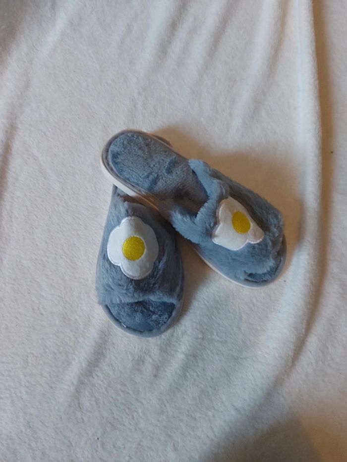 Pantoufle femme Neuve - photo numéro 3