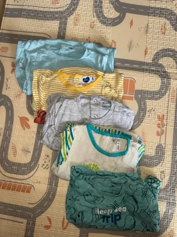 Lot de 5 pyjamas demi-saison 18 mois
