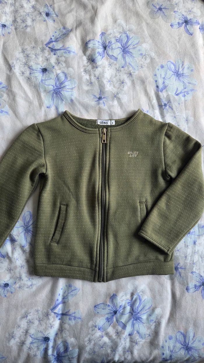Gilet kaki - photo numéro 1